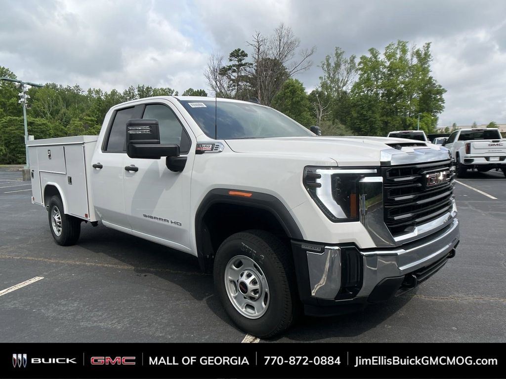 new 2024 GMC Sierra 2500HD car, priced at $52,218