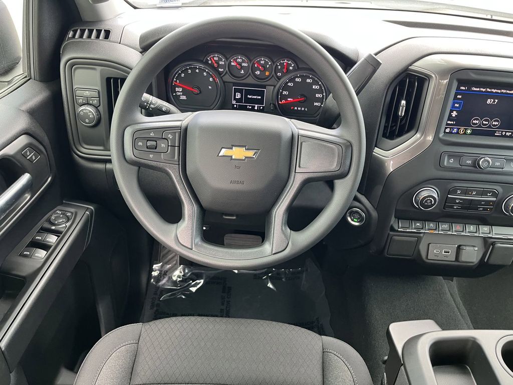 new 2025 Chevrolet Silverado 1500 car, priced at $38,821