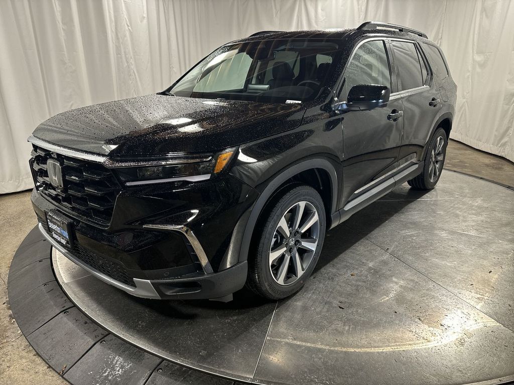 new 2025 Honda Pilot car, priced at $54,530