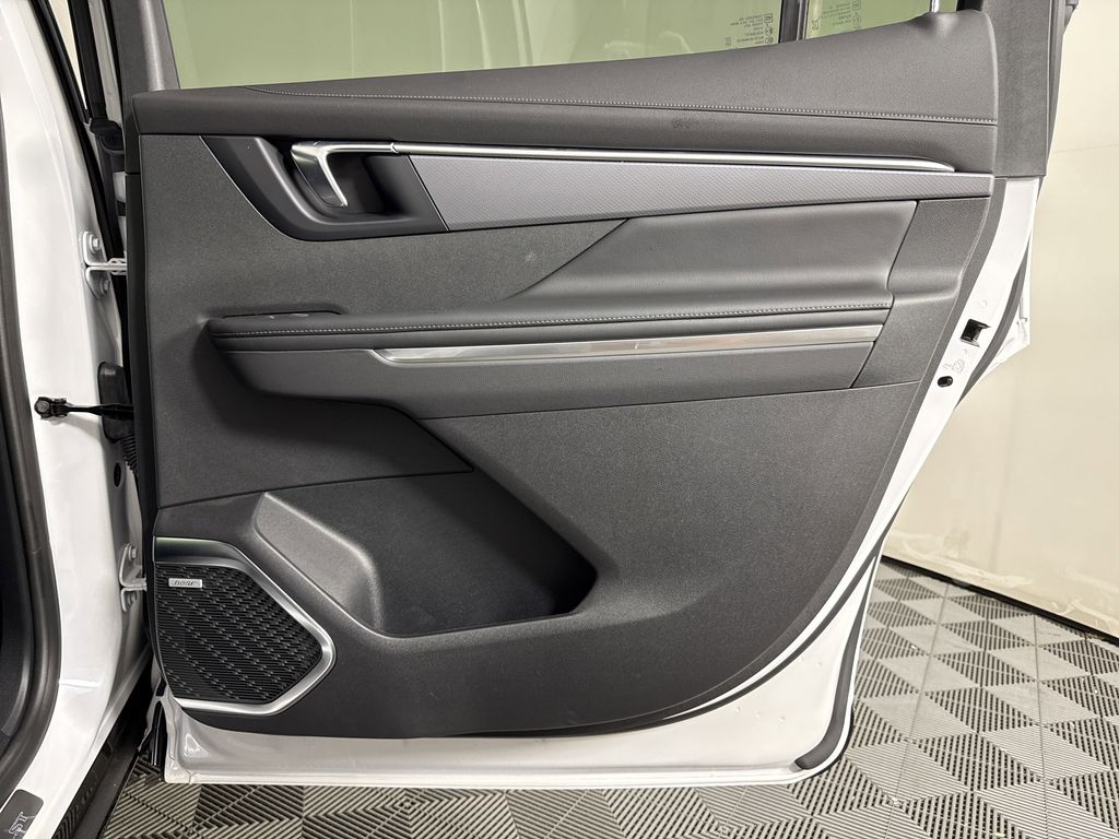 new 2025 Buick Enclave car, priced at $48,035