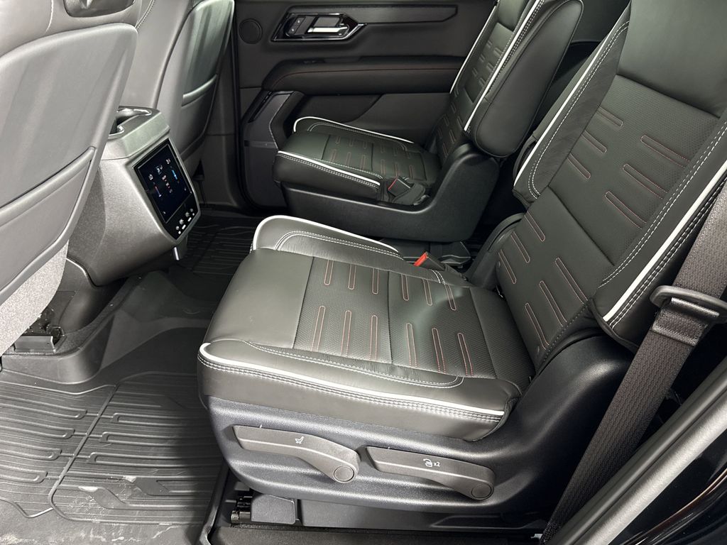 new 2025 GMC Yukon car, priced at $97,789