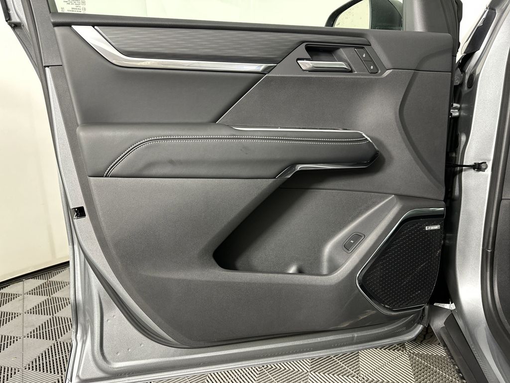 new 2025 GMC Acadia car, priced at $41,525