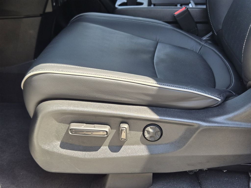 used 2024 Honda Odyssey car, priced at $45,991