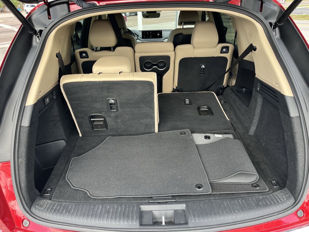 used 2024 Acura MDX car, priced at $40,994