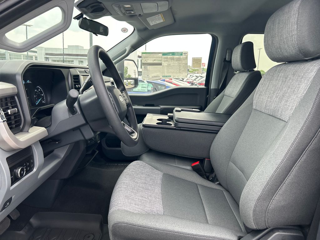 new 2025 Ford F-250SD car, priced at $68,975