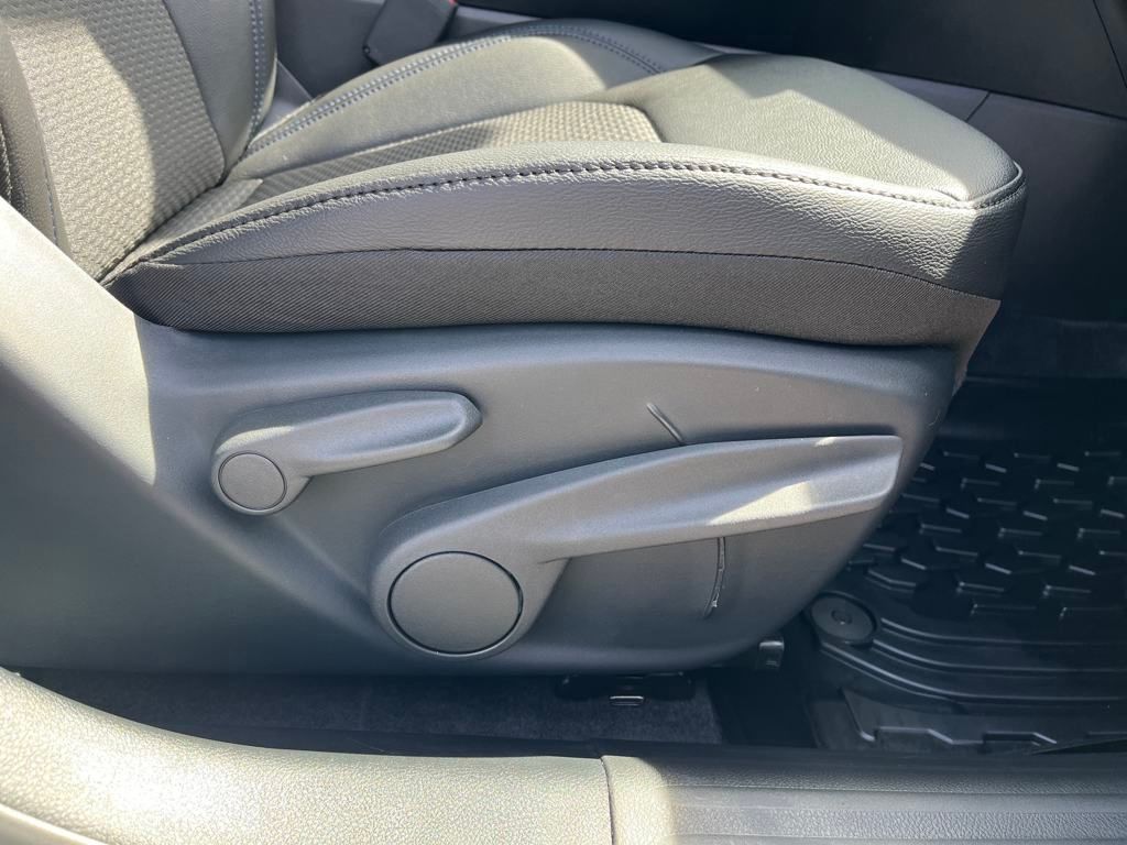 new 2025 Jeep Compass car, priced at $28,990