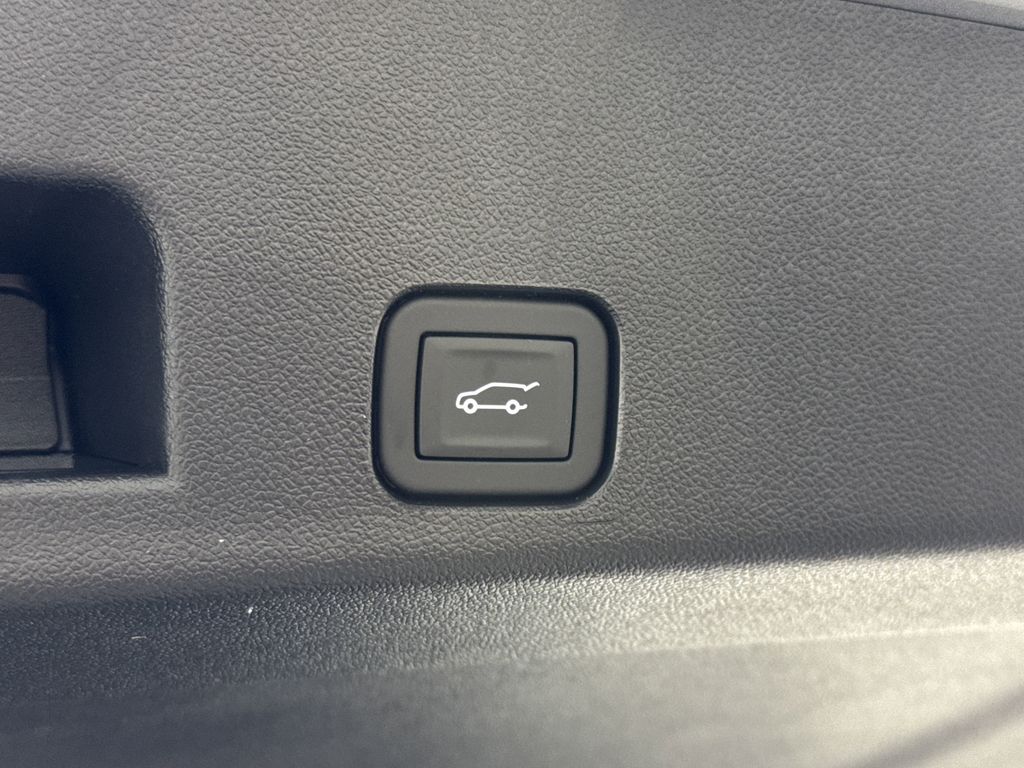 new 2025 GMC Acadia car, priced at $60,610