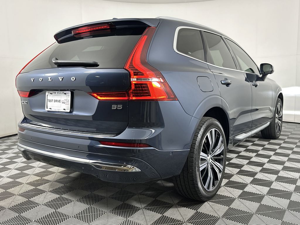 used 2022 Volvo XC60 car, priced at $36,795