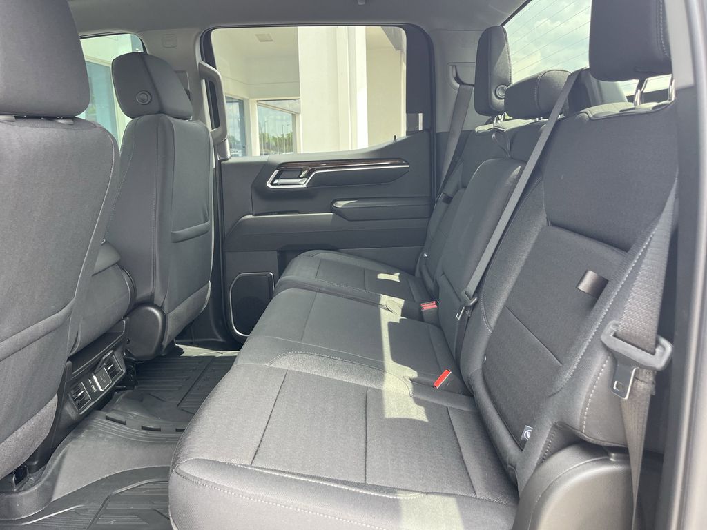 new 2025 GMC Sierra 1500 car, priced at $54,490