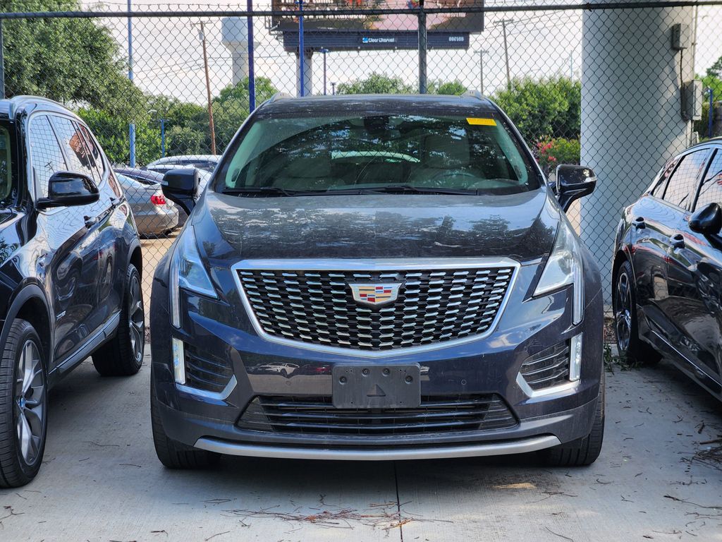 used 2022 Cadillac XT5 car, priced at $34,991