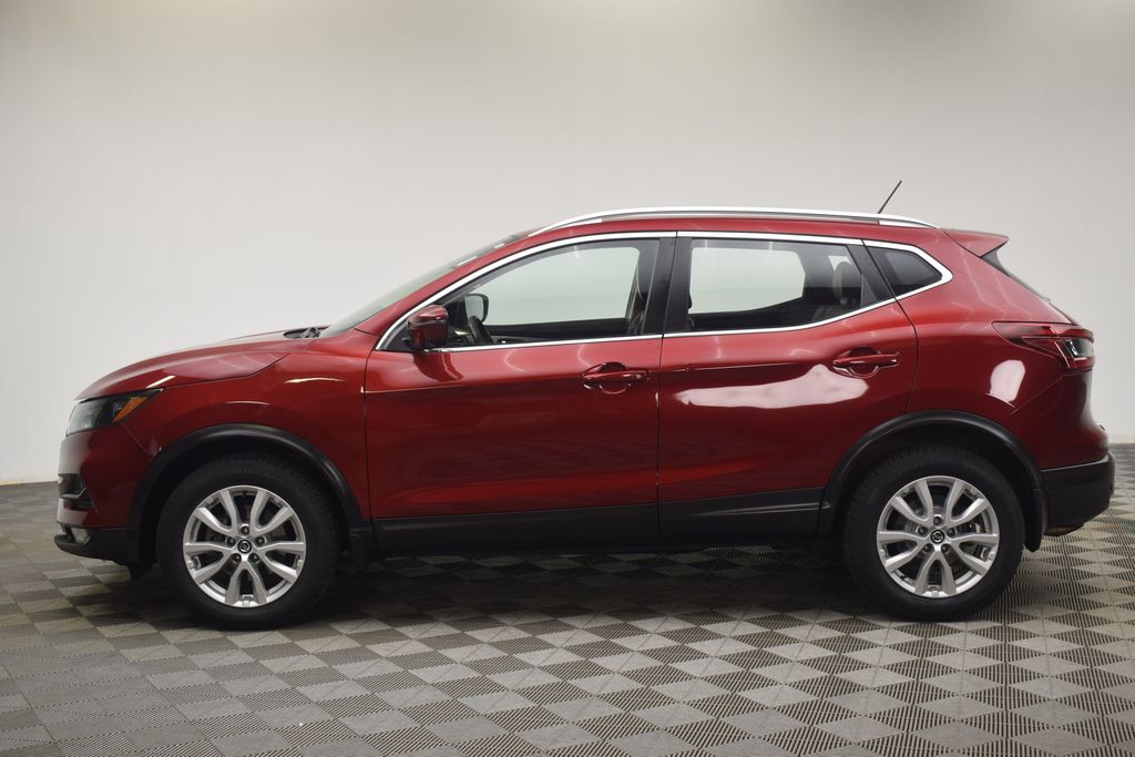 used 2020 Nissan Rogue Sport car, priced at $15,000