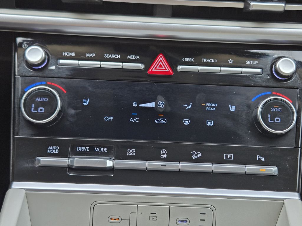 used 2024 Hyundai Santa Fe car, priced at $28,444