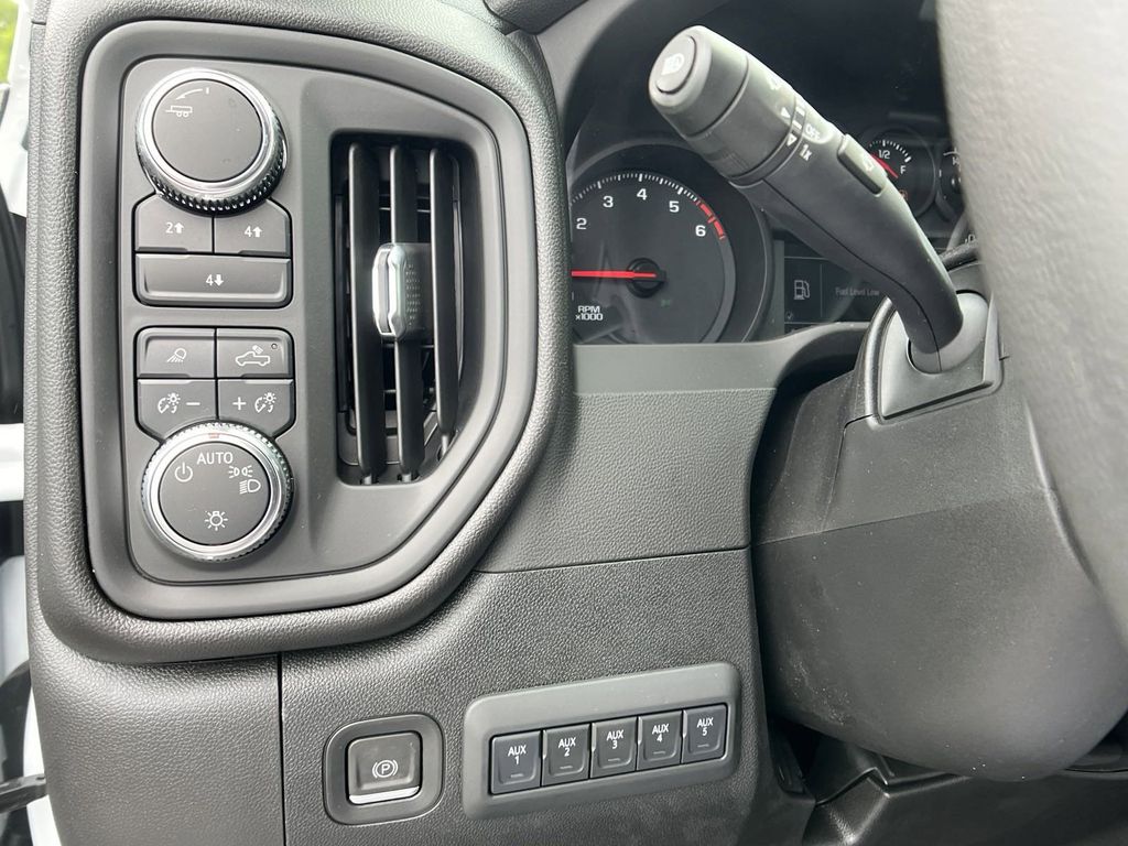 new 2024 GMC Sierra 3500HD car, priced at $46,978