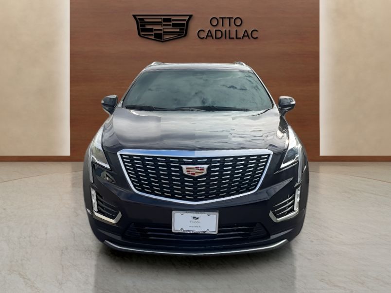 used 2025 Cadillac XT5 car, priced at $46,200