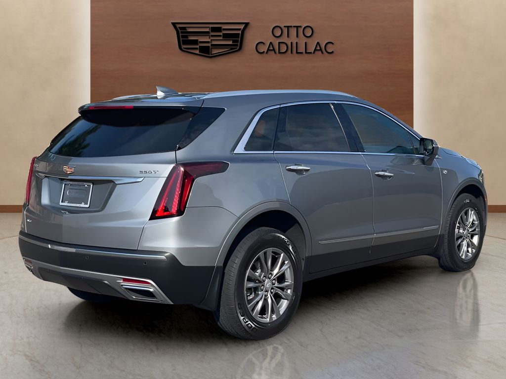 used 2023 Cadillac XT5 car, priced at $34,300
