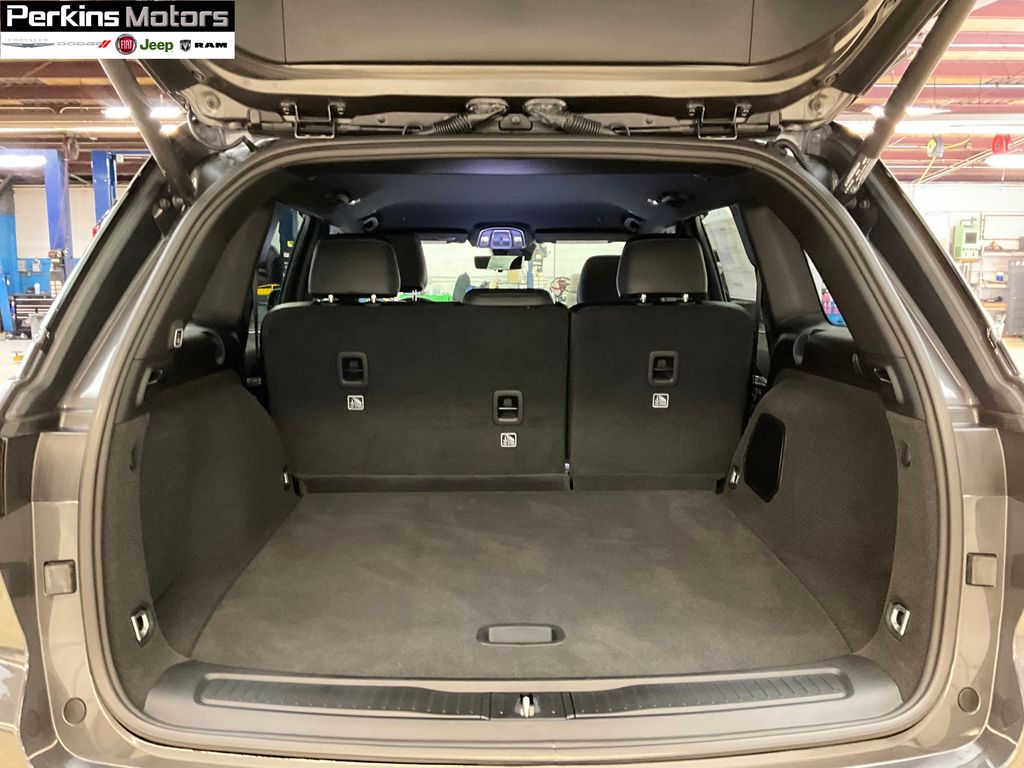 new 2025 Jeep Grand Cherokee car, priced at $66,005