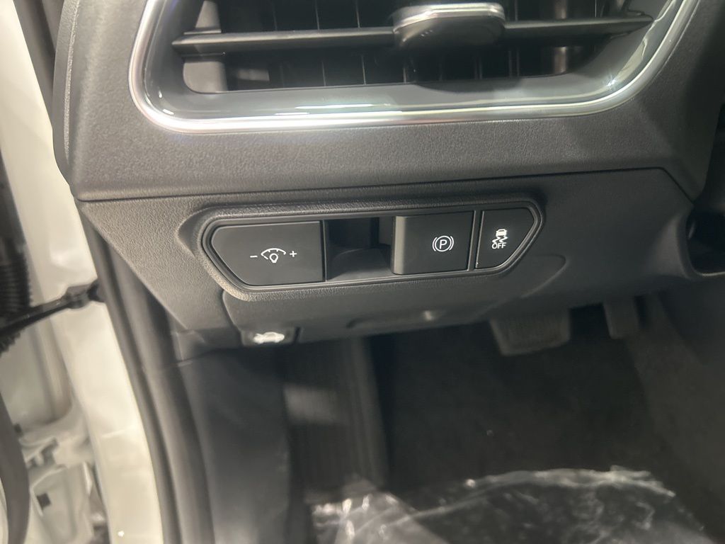 new 2025 Kia K4 car, priced at $26,332