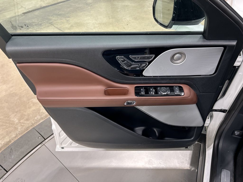 new 2026 Lincoln Aviator car, priced at $82,615