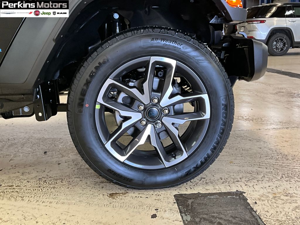 new 2025 Jeep Wrangler car, priced at $52,964