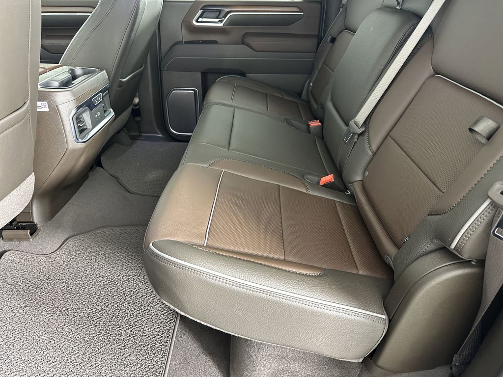 new 2025 GMC Sierra 2500HD car, priced at $85,634