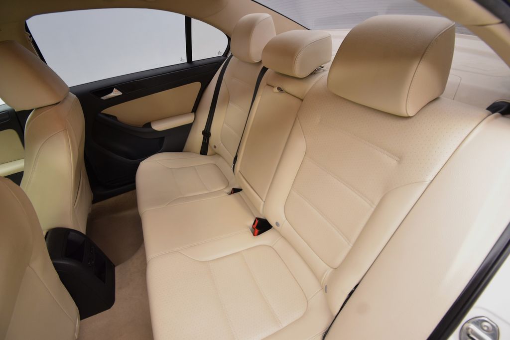 used 2014 Volkswagen Jetta car, priced at $7,000