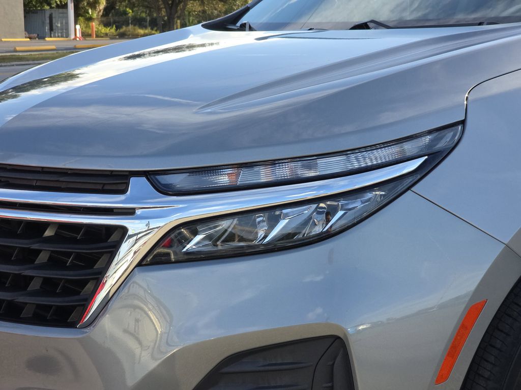 used 2023 Chevrolet Equinox car, priced at $18,994