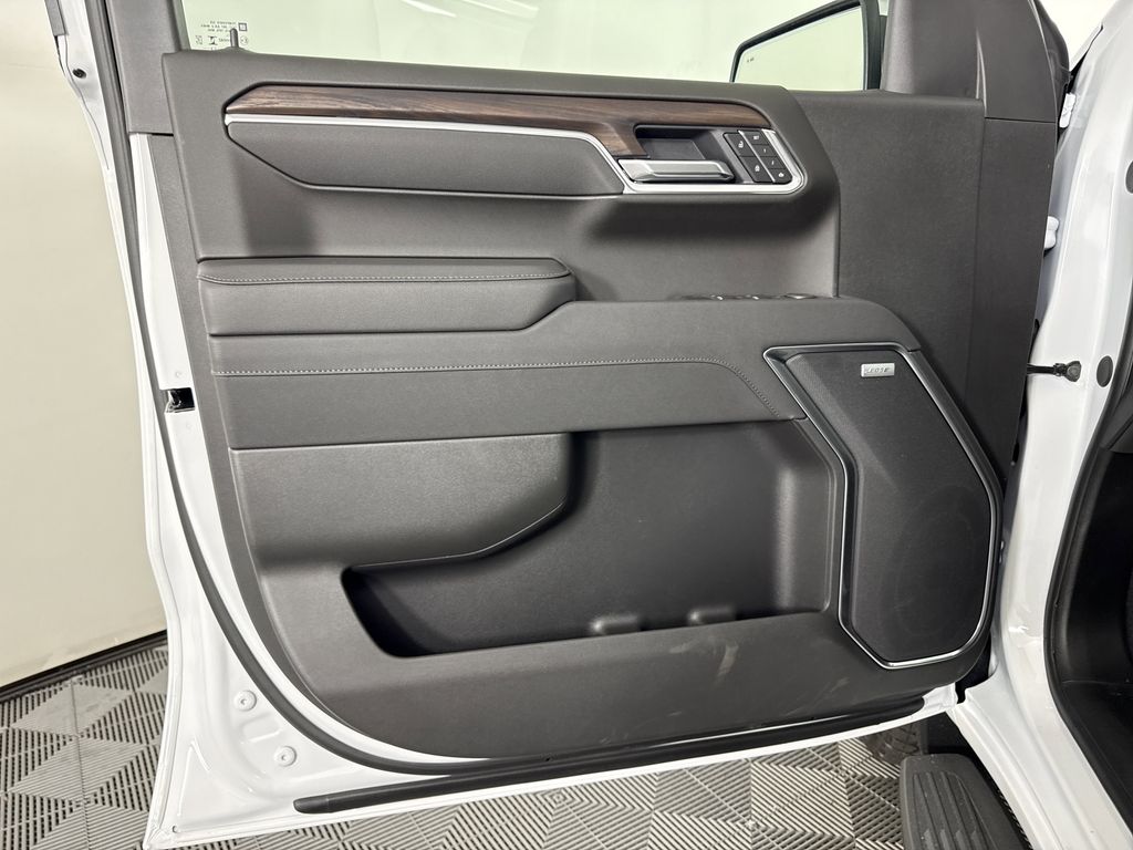 new 2026 GMC Sierra 1500 car, priced at $60,925