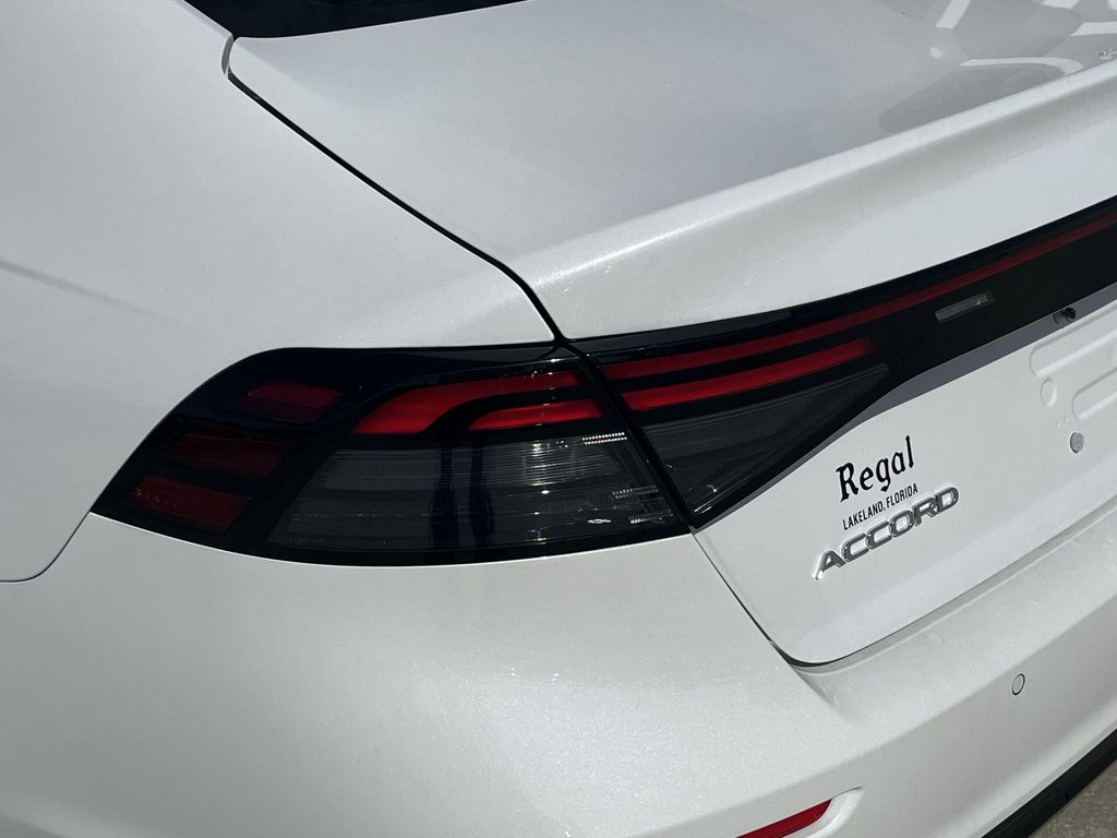 new 2025 Honda Accord Hybrid car, priced at $38,165