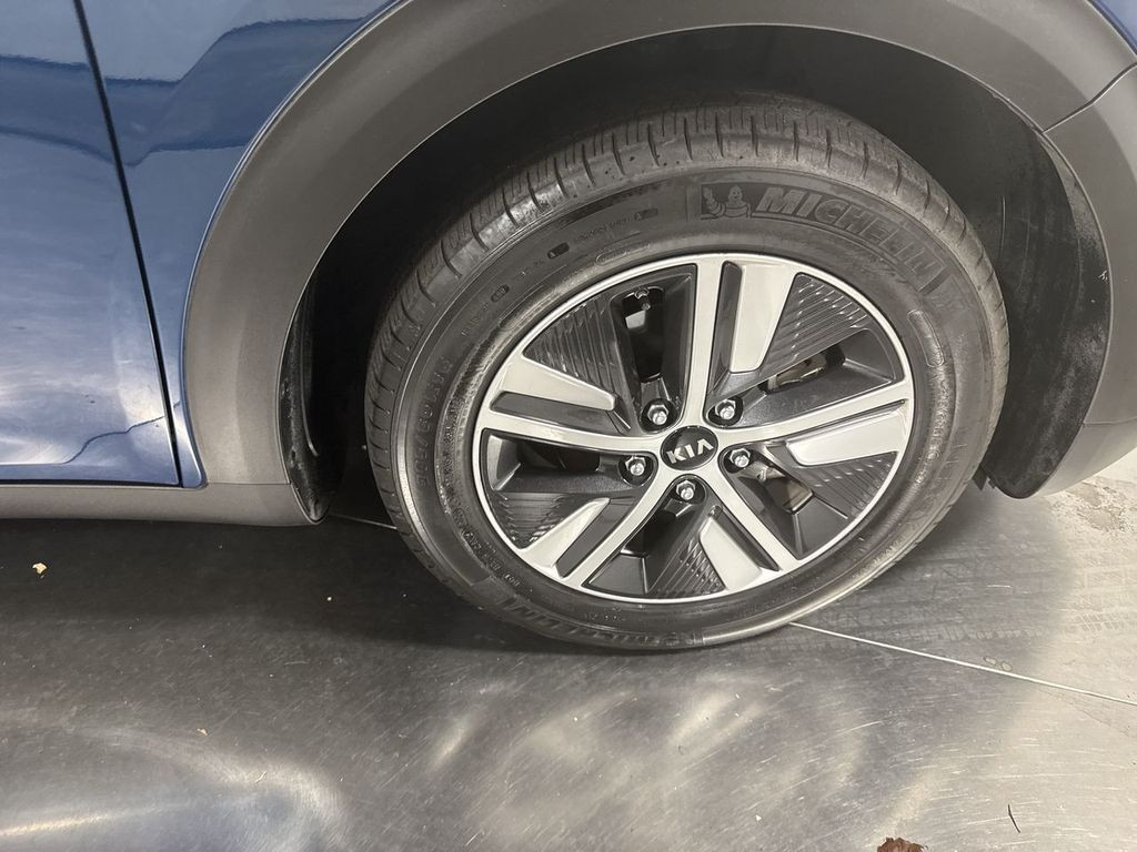 used 2021 Kia Niro Plug-In Hybrid car, priced at $23,579