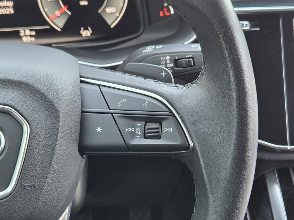 used 2023 Audi Q7 car, priced at $39,991