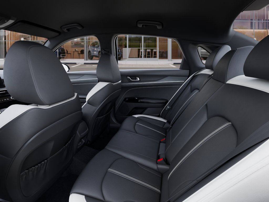 new 2025 Kia K5 car, priced at $27,619