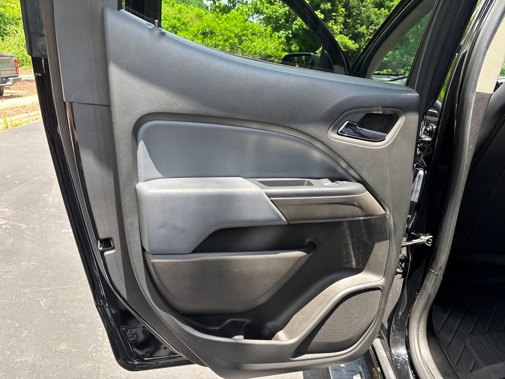 used 2022 Chevrolet Colorado car, priced at $33,200