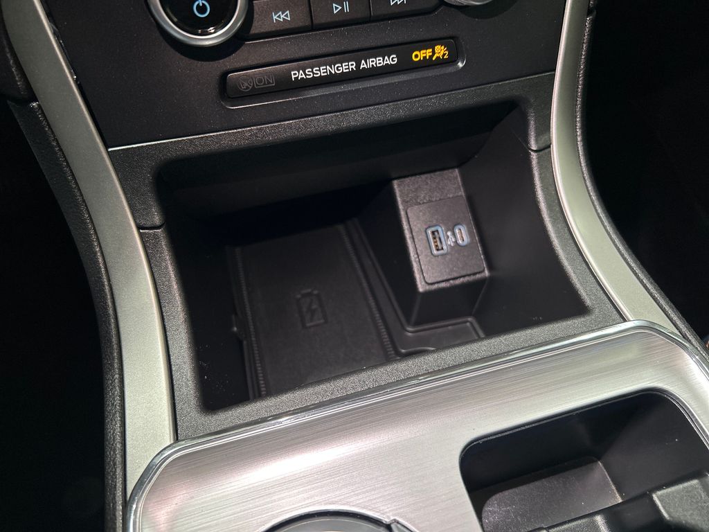 used 2022 Ford Edge car, priced at $28,562