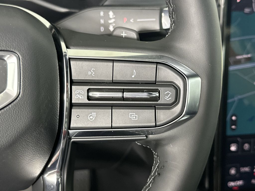 new 2025 GMC Acadia car, priced at $45,675