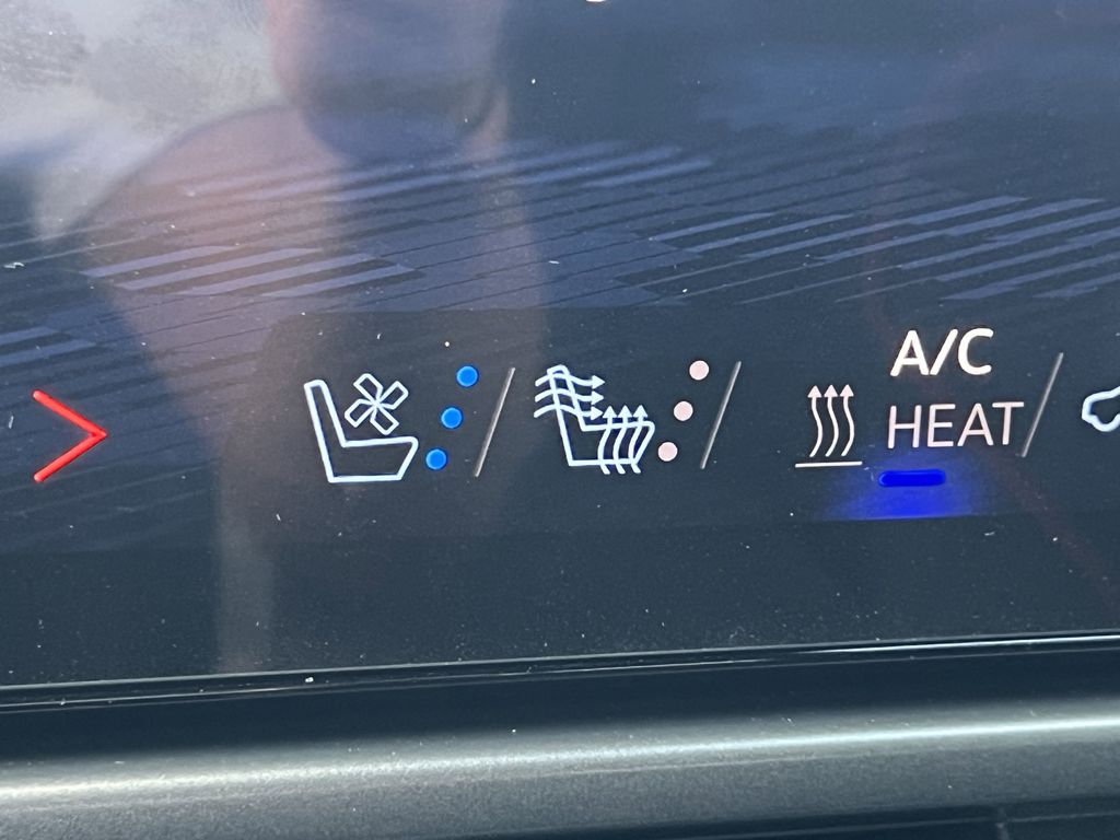 new 2025 Chevrolet Equinox EV car, priced at $51,101