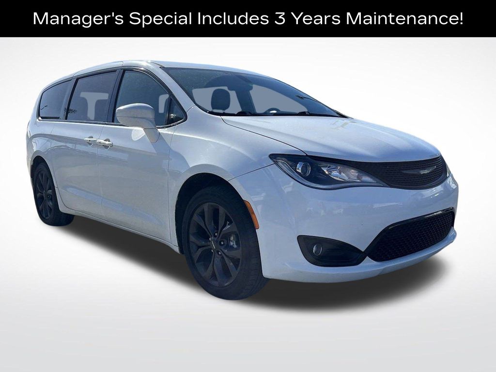 used 2018 Chrysler Pacifica car, priced at $10,554