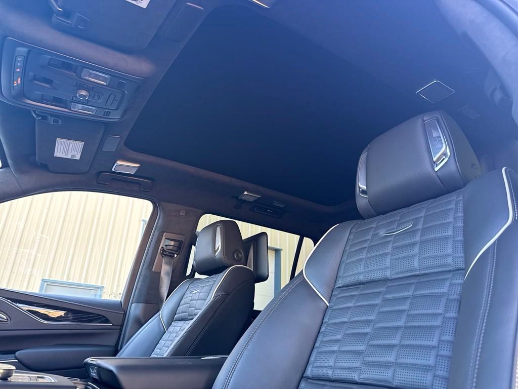 used 2024 Cadillac Escalade ESV car, priced at $157,290