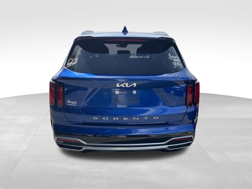 used 2022 Kia Sorento car, priced at $26,991