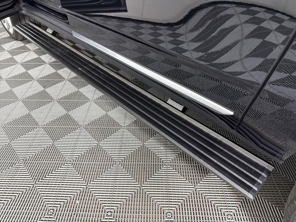 new 2025 GMC Yukon XL car, priced at $97,086
