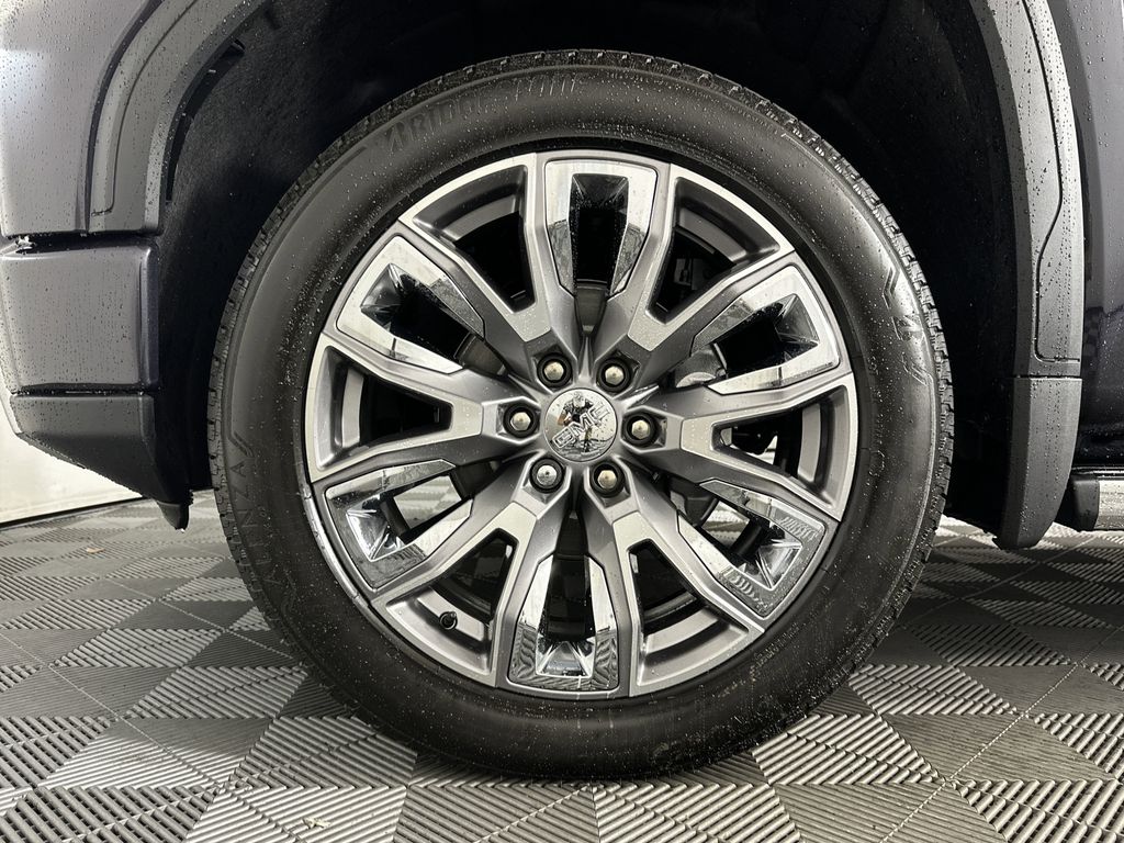 new 2025 GMC Sierra 1500 car, priced at $69,694