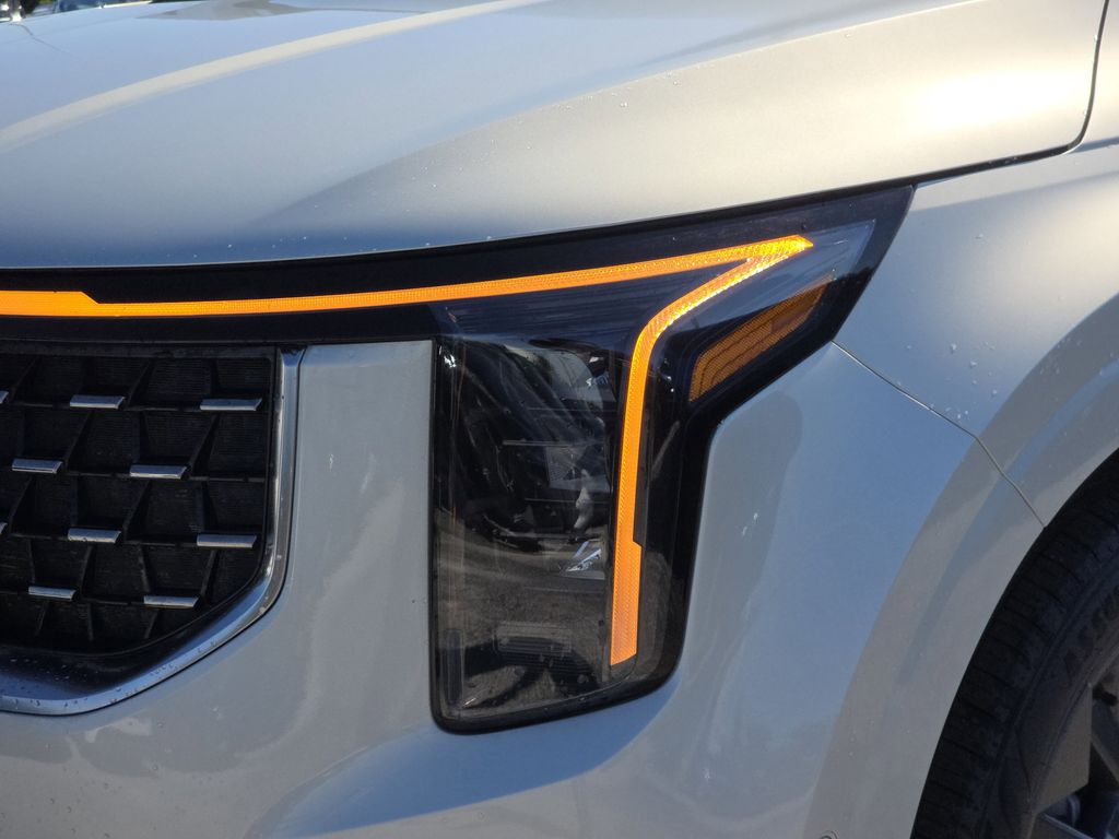 new 2026 Kia Carnival Hybrid car, priced at $47,799