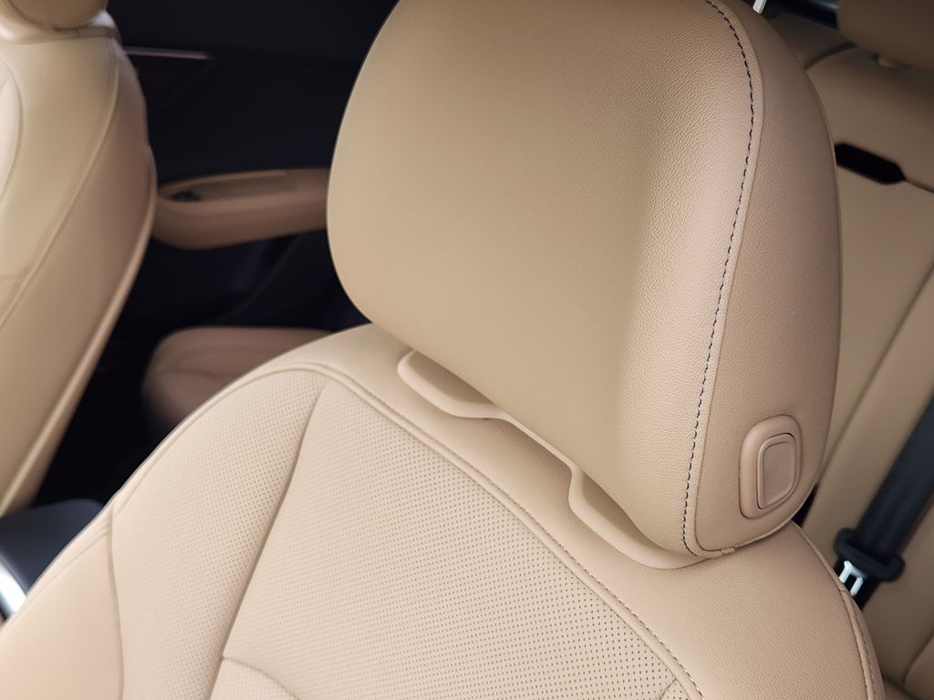 new 2025 Audi Q8 car, priced at $83,365