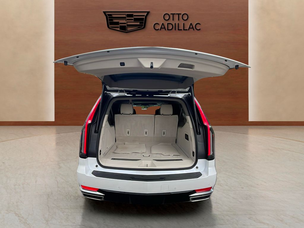 used 2023 Cadillac Escalade ESV car, priced at $79,950