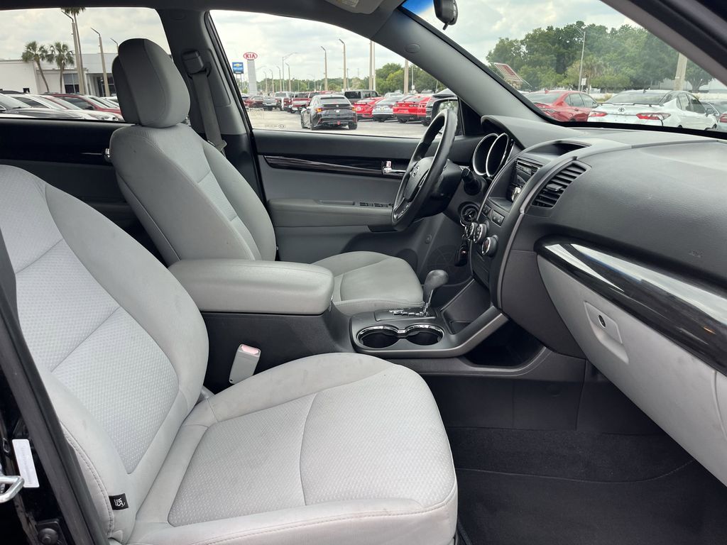 used 2013 Kia Sorento car, priced at $7,993