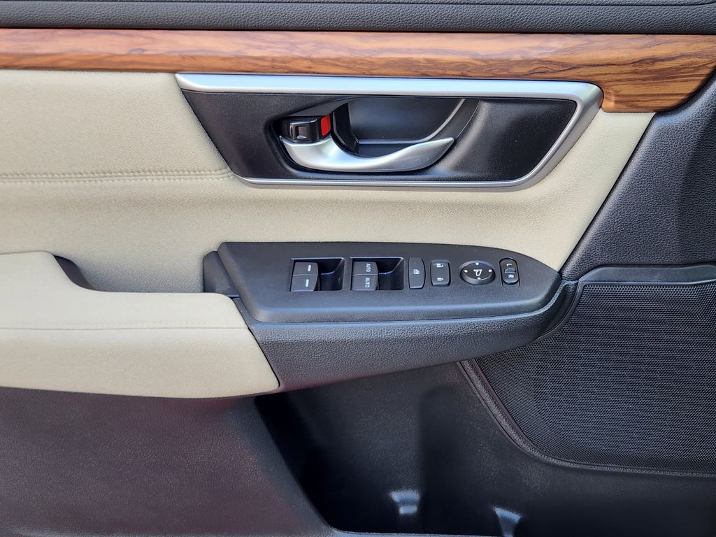 used 2019 Honda CR-V car, priced at $24,922