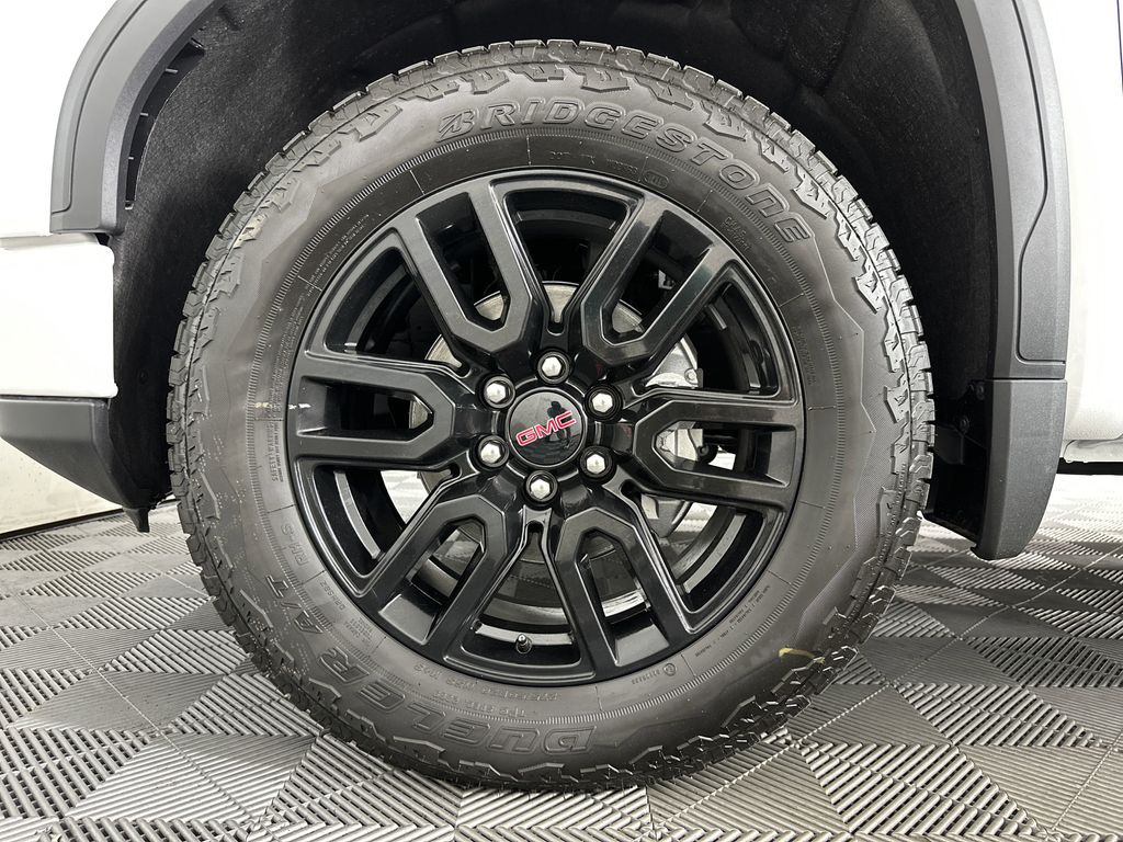 new 2025 GMC Sierra 1500 car, priced at $59,929