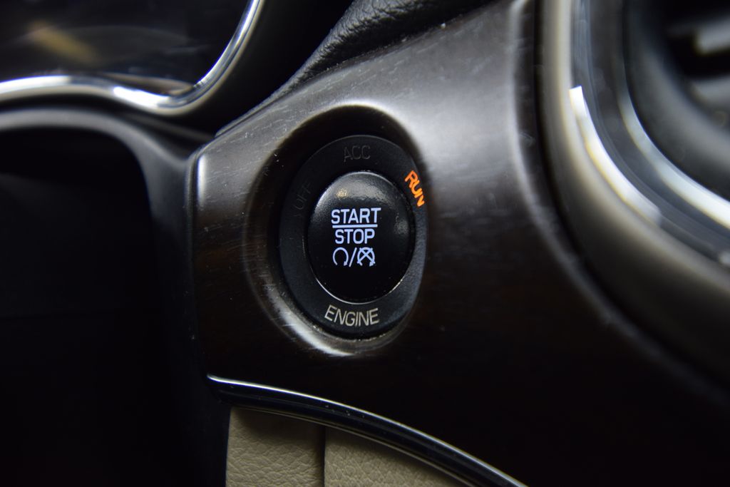 used 2014 Jeep Grand Cherokee car, priced at $9,095