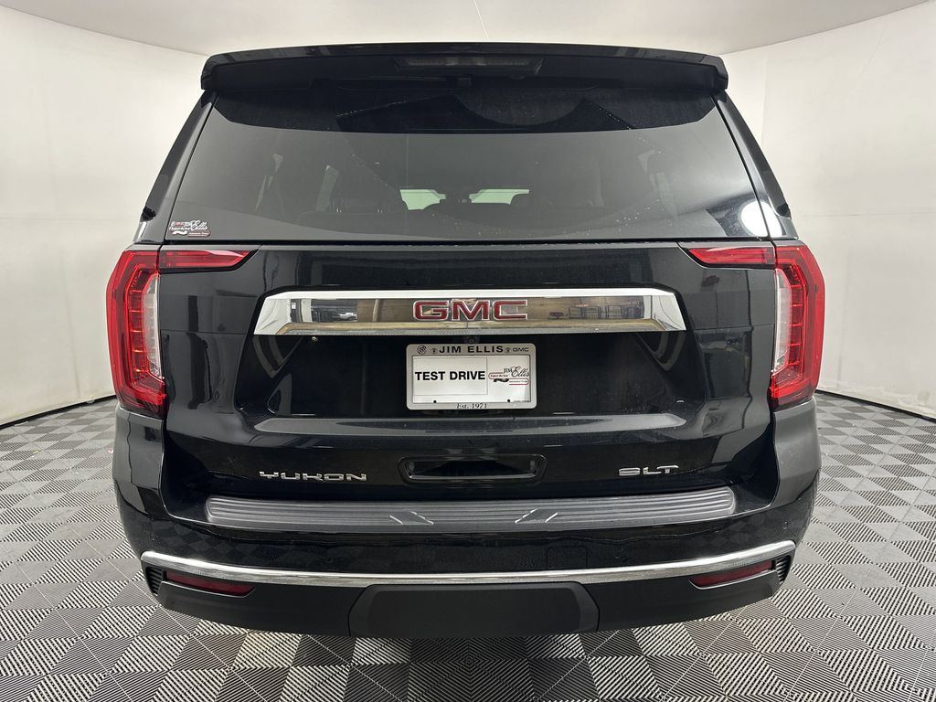 used 2023 GMC Yukon XL car, priced at $61,366