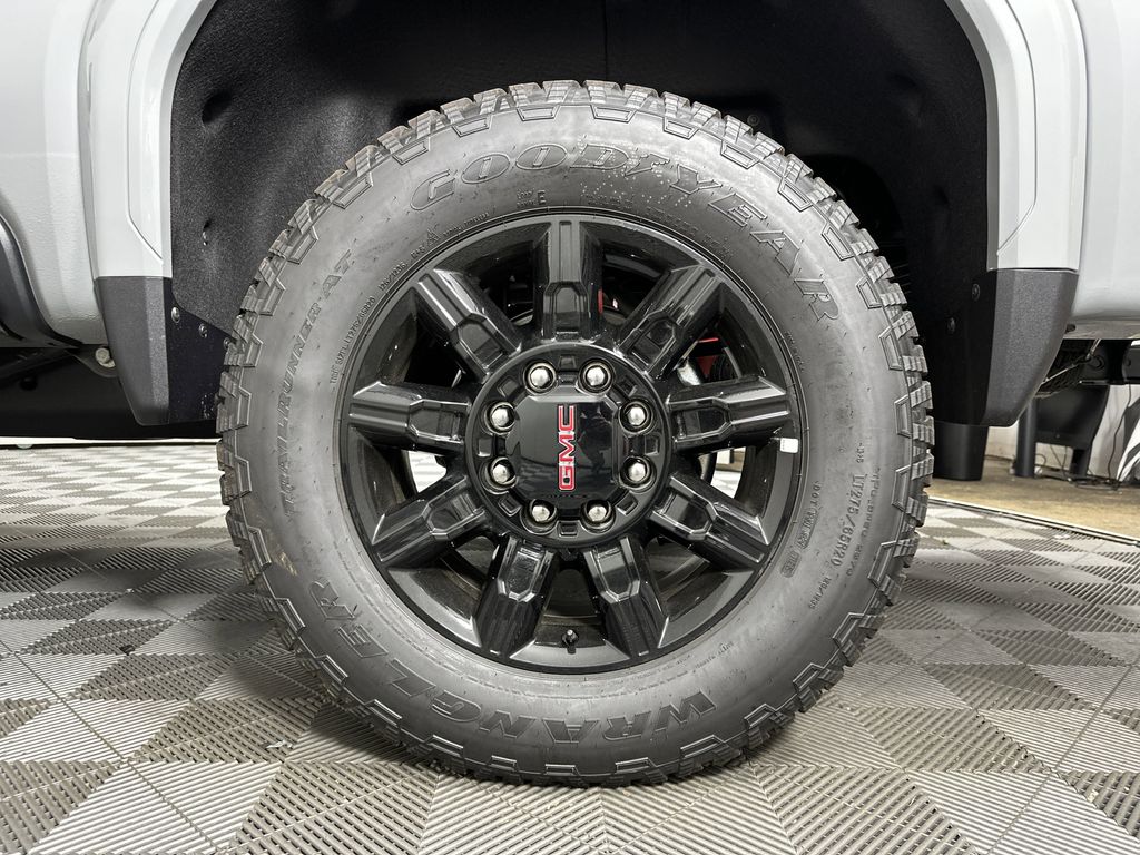 new 2025 GMC Sierra 2500HD car, priced at $85,578
