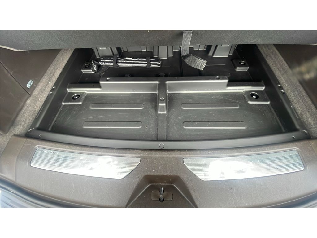 used 2022 Cadillac Escalade ESV car, priced at $66,500